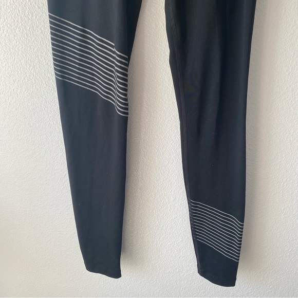 Nike Black Reflective Stripes Running Leggings Women's XS - Picture 2 of 5
